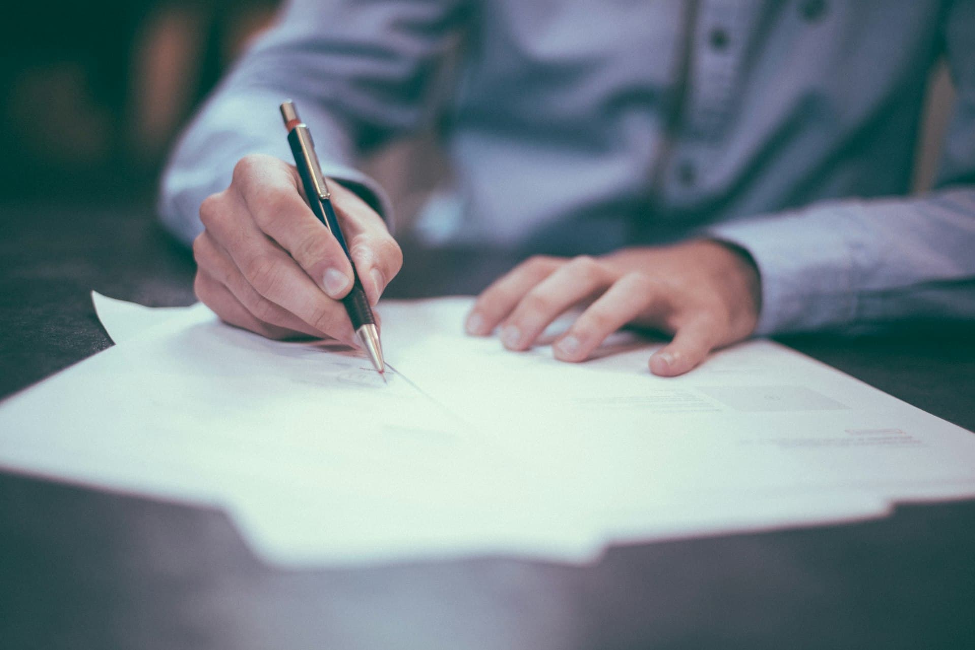 Legal-Tech Startup — Contract drafting and review, cut from hours to minutes.